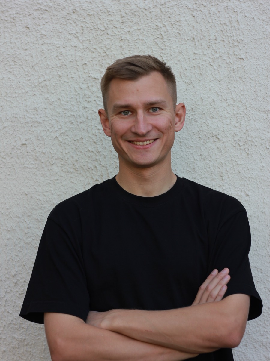 Андрей Богомолов